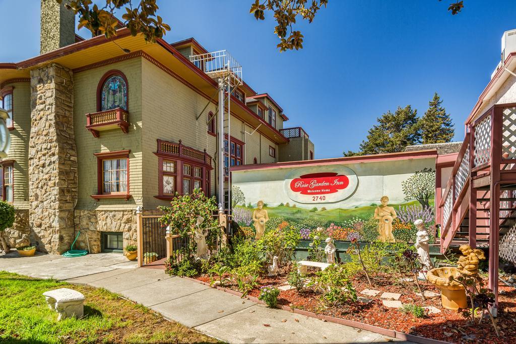 Rose Garden 3* Berkeley